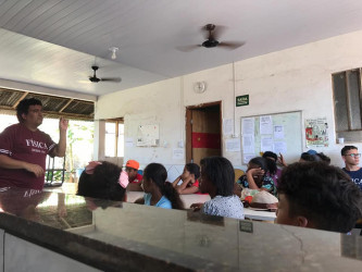 sábado, (dia 08 de Junho), o Projeto de Extensão Física na Nuvem esteve na Associação IRPAMDEQ , localizada no bairro Planalto em Cuiabá.