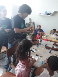 Sábado, (dia 08 de Junho), o Projeto de Extensão Física na Nuvem esteve na Associação IRPAMDEQ , localizada no bairro Planalto em Cuiabá.